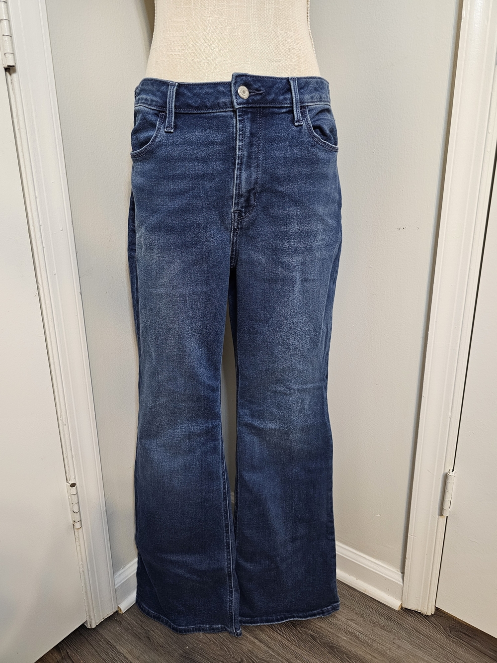 Old Navy Women's Dark Blue Flare Jeans - High Rise